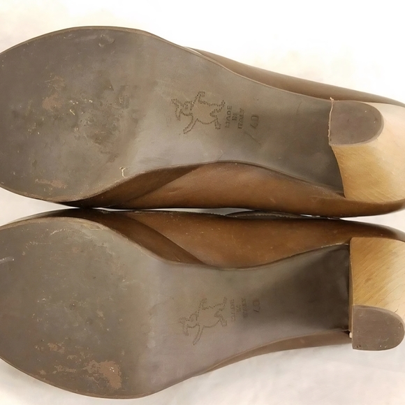 Brown Platform Heels - Picture 7 of 9